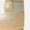 Boty Moon Boot X Vandythepink® Icon Strap z béžového semiše